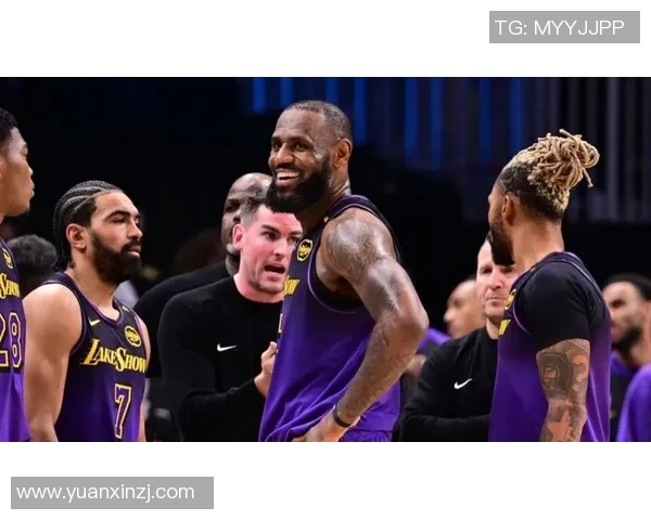 2013年湖人与老鹰精彩对决回顾腾讯全程直播盛况再现