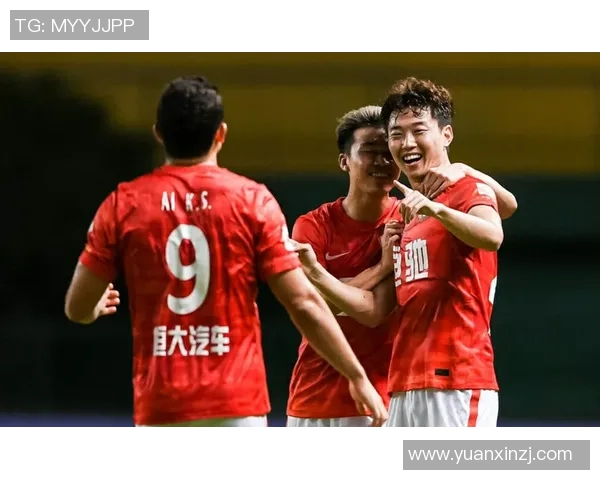 女乒联赛精彩对决深圳队迎战山东队全力争夺胜利荣耀 女乒联赛精彩对决深圳队迎战山东队全力争夺胜利荣耀